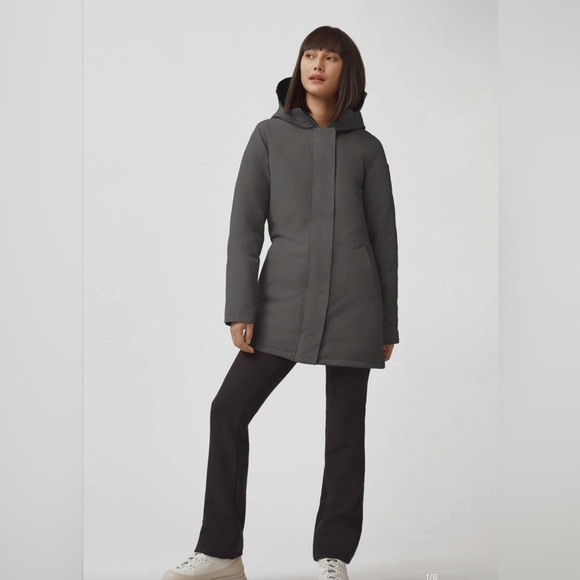 ❌❌SOLD ❌❌Canada Goose Victoria Parka - Black - Picture 2 of 16